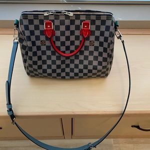 Beautiful Louis Vuitton speedy 30 bandouliere